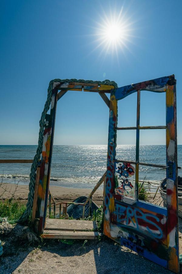 Casa Nikita Hotel Vama Veche Kültér fotó