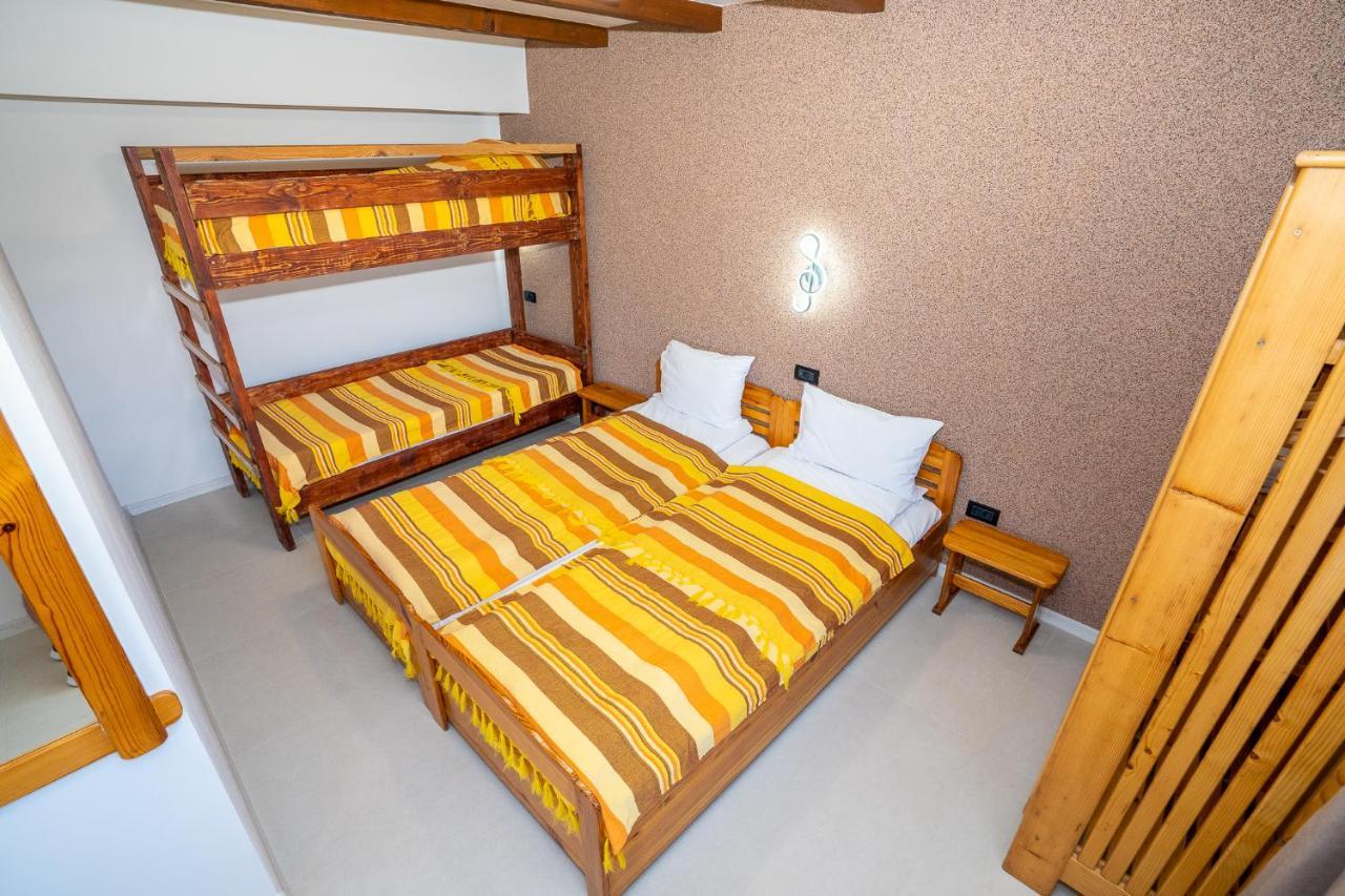 Casa Nikita Hotel Vama Veche Kültér fotó