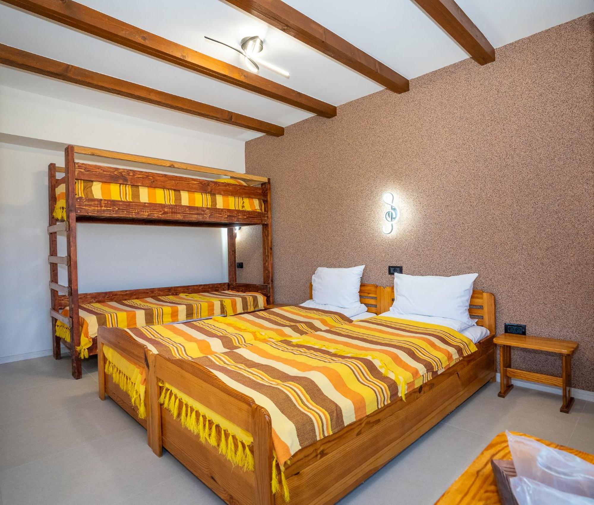 Casa Nikita Hotel Vama Veche Kültér fotó